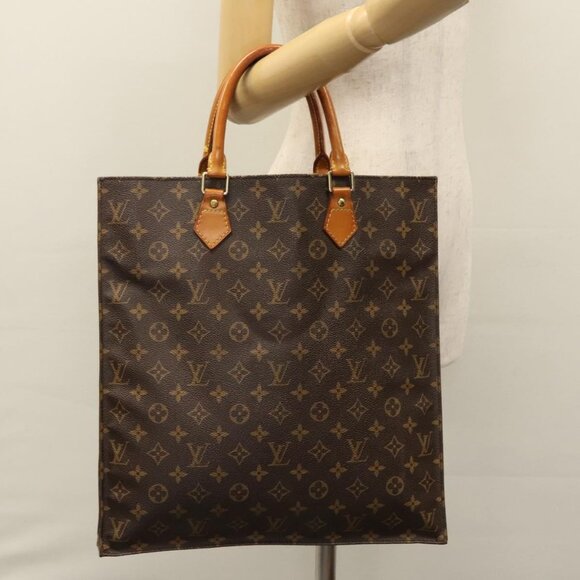 LOUIS VUITTON Monogram Sac Plat Hand Bag - Picture 14 of 16